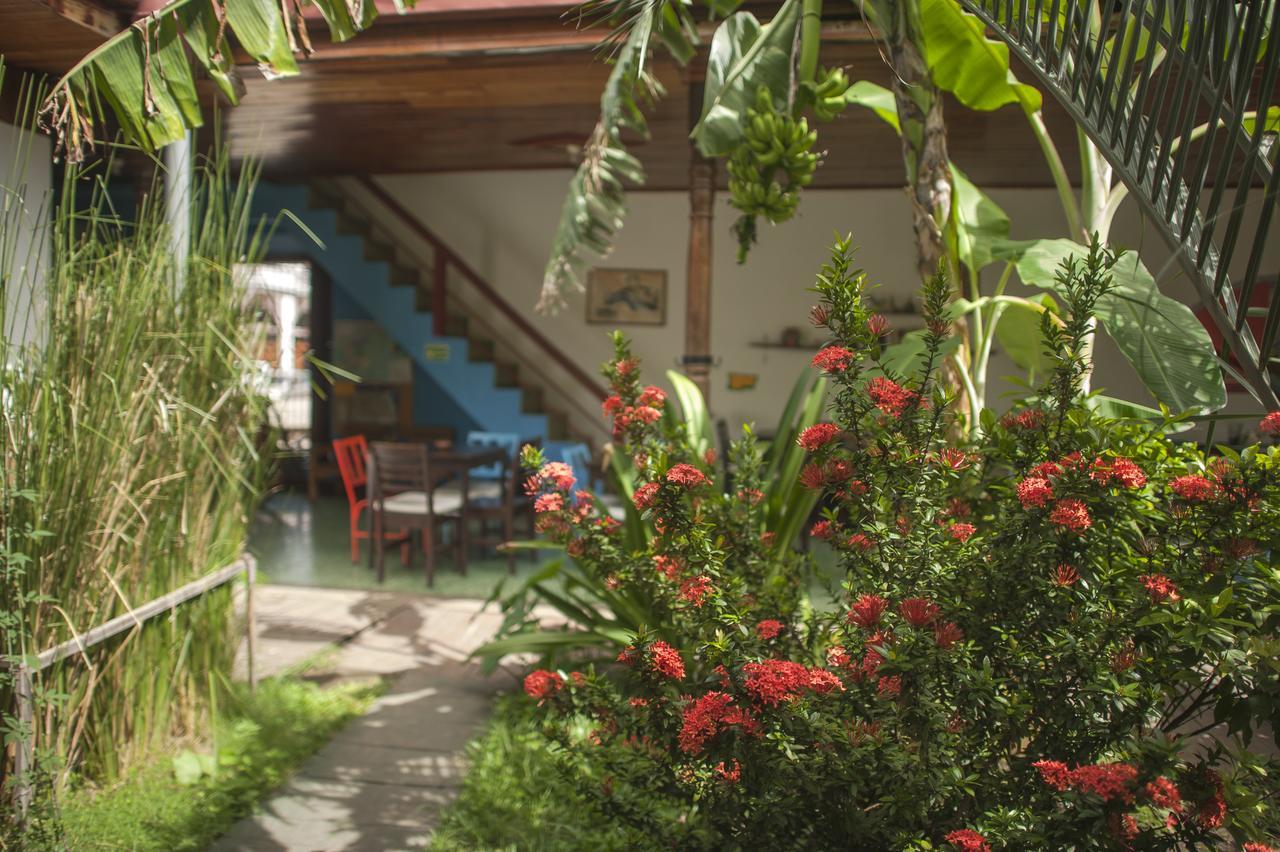 Hostel De Boca En Boca Granada Exterior photo